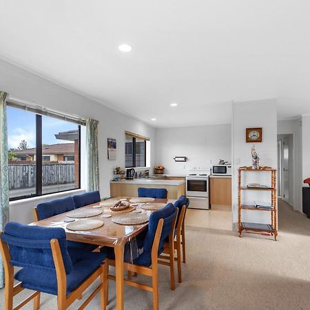 Riviera Casa - Mount Maunganui Holiday Home Bagian luar foto